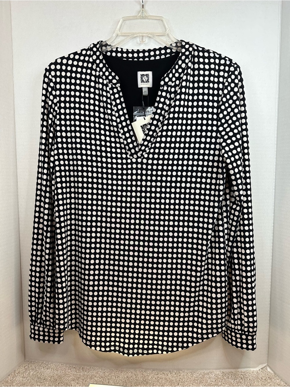 Anne Klein Black and White Polka Dot Split-Neck Blouse, XXS, NWT